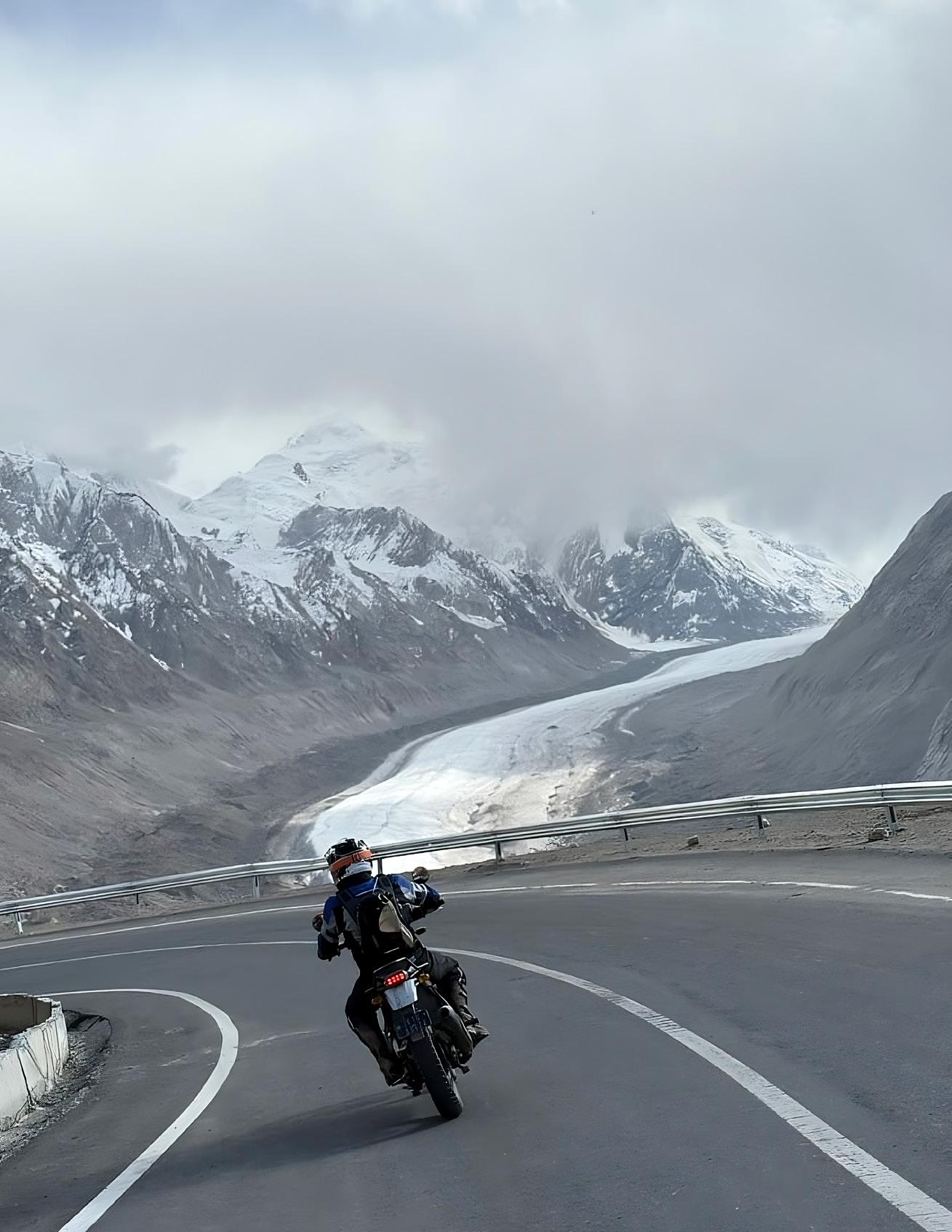 Riding Into The Copper Bowl